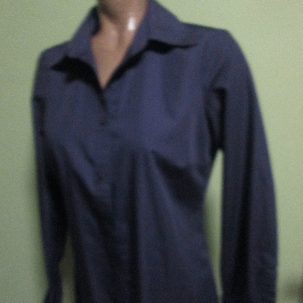 NWOT IZOD BUTTON BLOUSE SIZE S/P